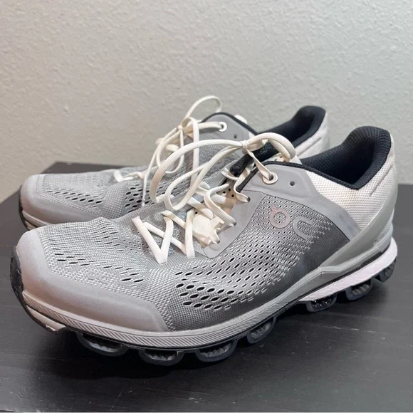 ON Running Cloudsurfer Men's US 7 Gray White Running Shoes Sneakers CloudTec - Picture 2 of 13